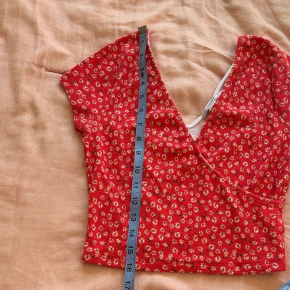 Red Floral Wrap Crop-Top from Arizona Jean Co. - Picture 5 of 8